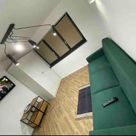 דירות סוסאבה Enescu Flat מראה חיצוני תמונה