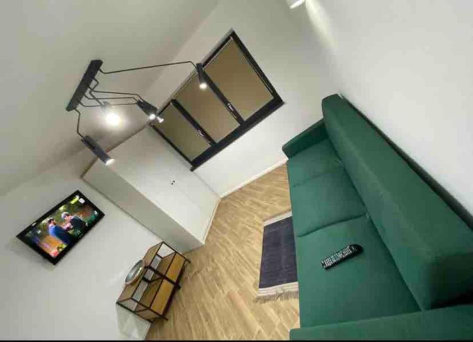 דירות סוסאבה Enescu Flat מראה חיצוני תמונה